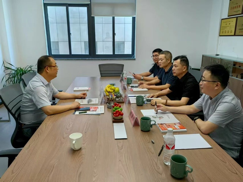 温州市紧固件行业协会4.jpg 温州市紧固件行业协会4.jpg