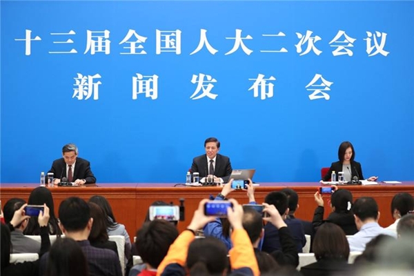 聚焦两会:制造业增值税税率降3% 钢市春风再吹拂