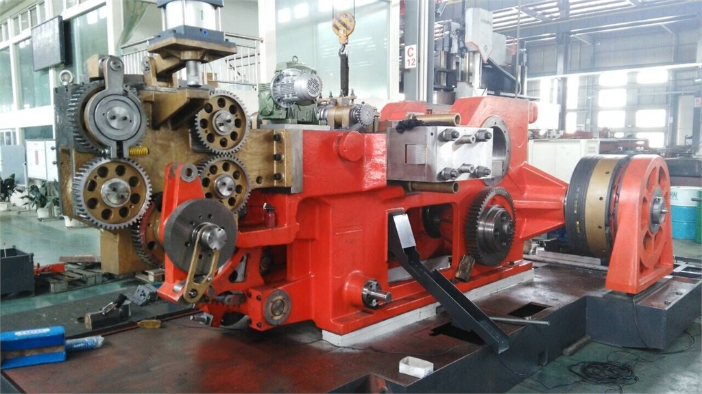 宁波腾工精密机械制造有限公司隶属于中国腾龙集团,我司是多工位