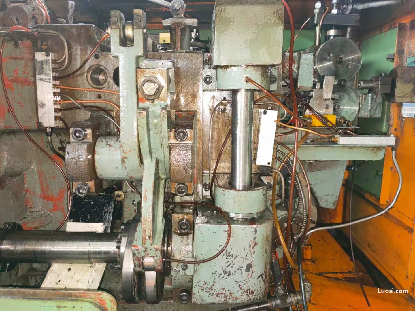 二手台湾春日cdh525mm二模二冲螺栓冷镦成型机