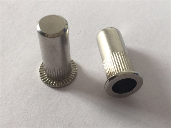 平头盲孔铆螺母